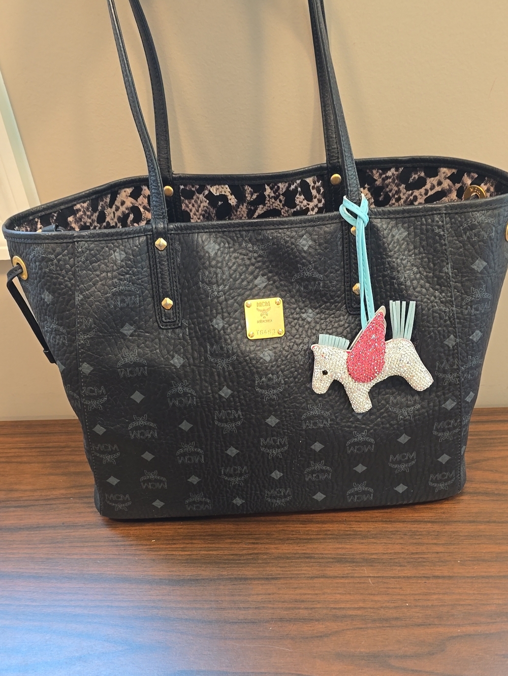 Unicorn Tote Charm